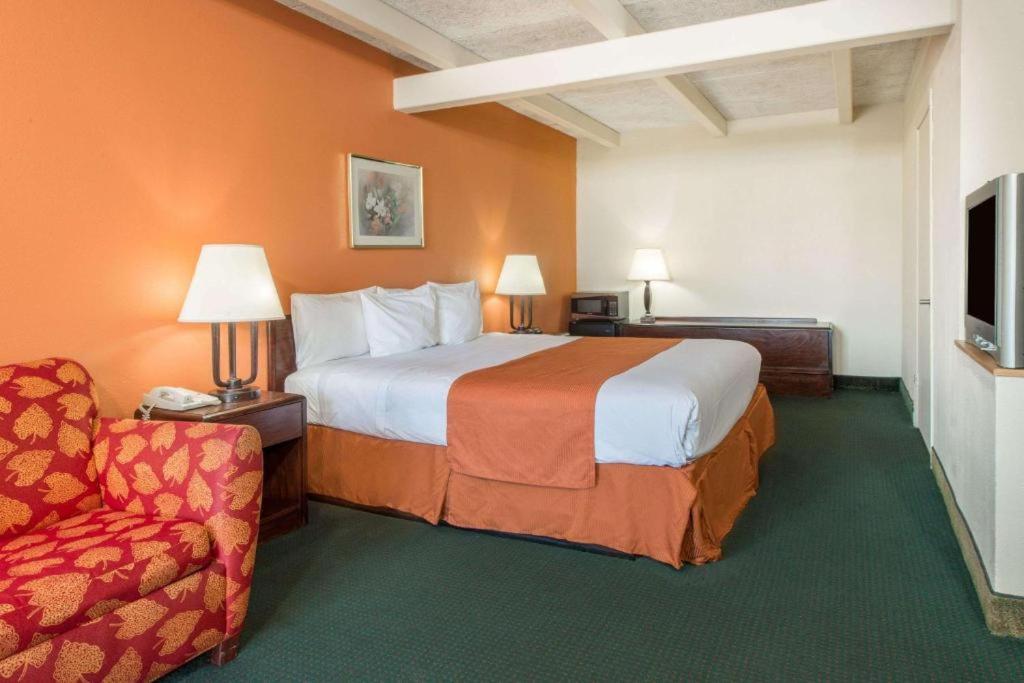 Haven Inn & Suites St Louis Hazelwood - Airport North Luaran gambar