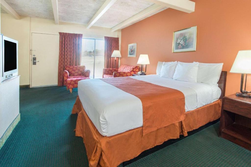Haven Inn & Suites St Louis Hazelwood - Airport North Luaran gambar