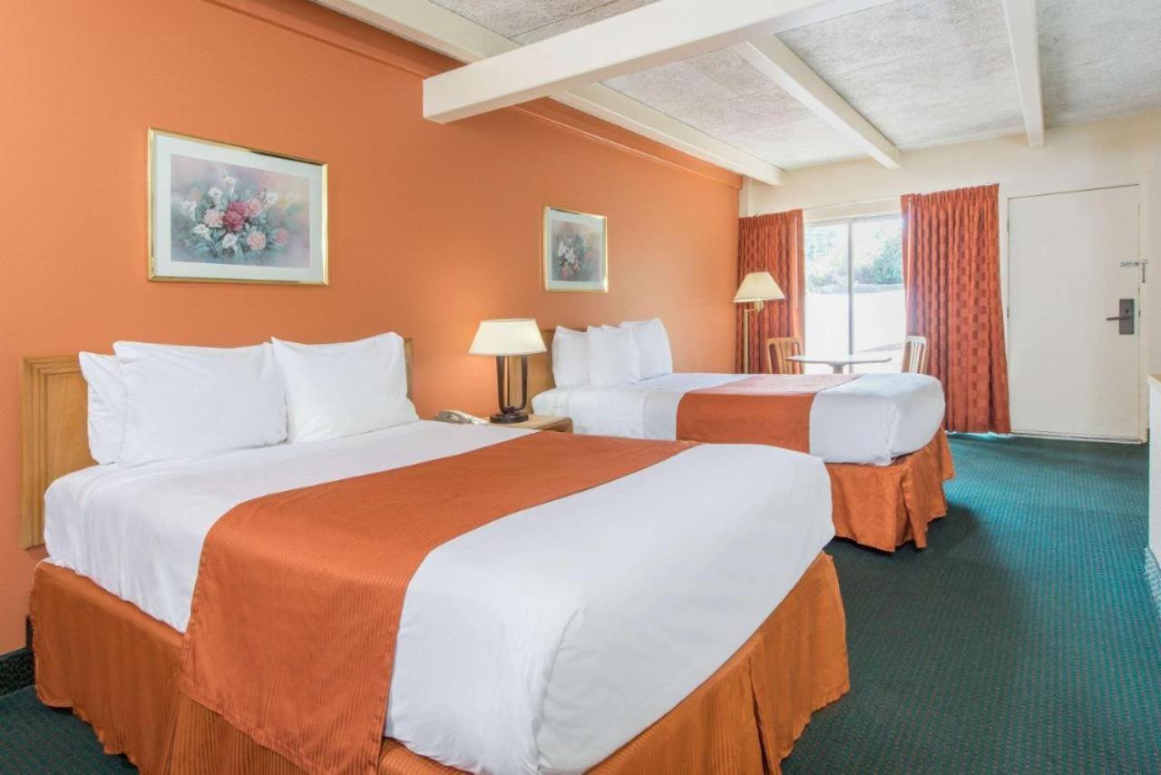 Haven Inn & Suites St Louis Hazelwood - Airport North Luaran gambar