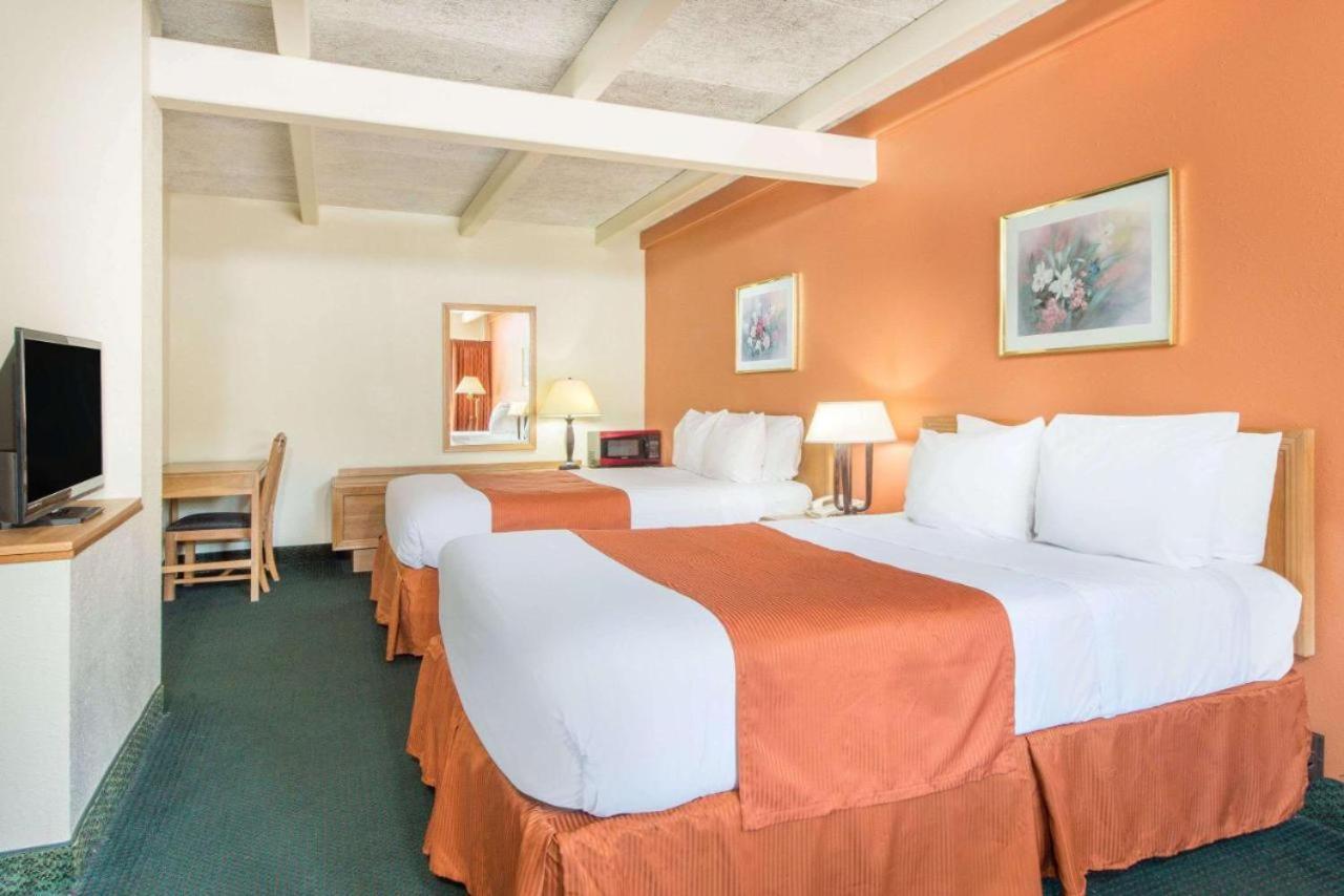 Haven Inn & Suites St Louis Hazelwood - Airport North Luaran gambar